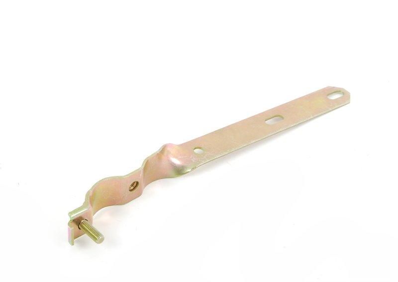 хомут крепления приемной трубы