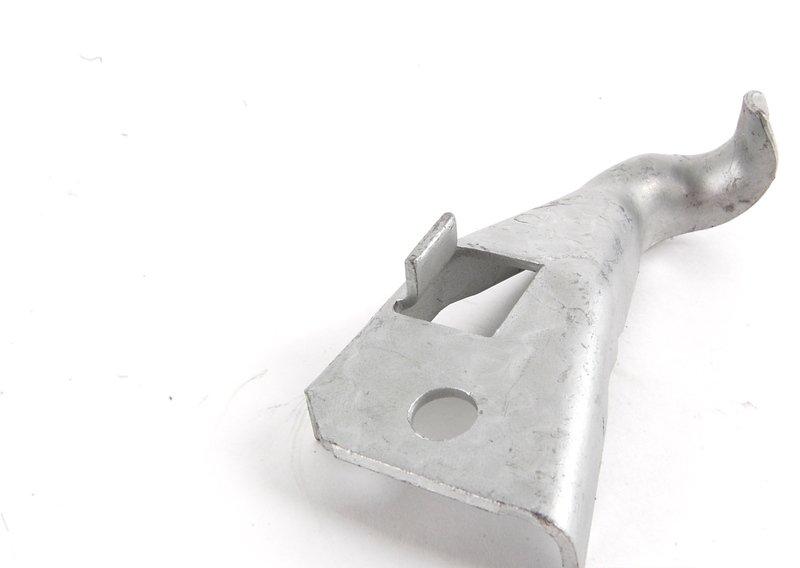 Кронштейн системы выпуска ОГ Зд