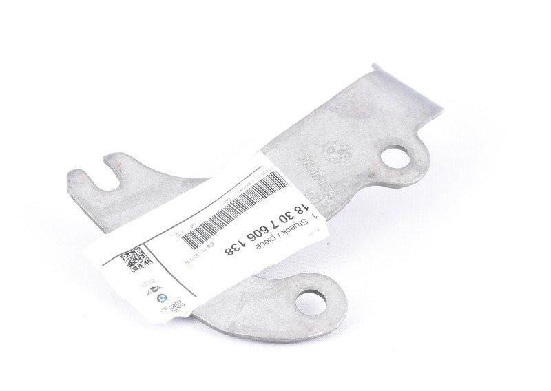 Держ.располож.рядом с двиг.катализатора