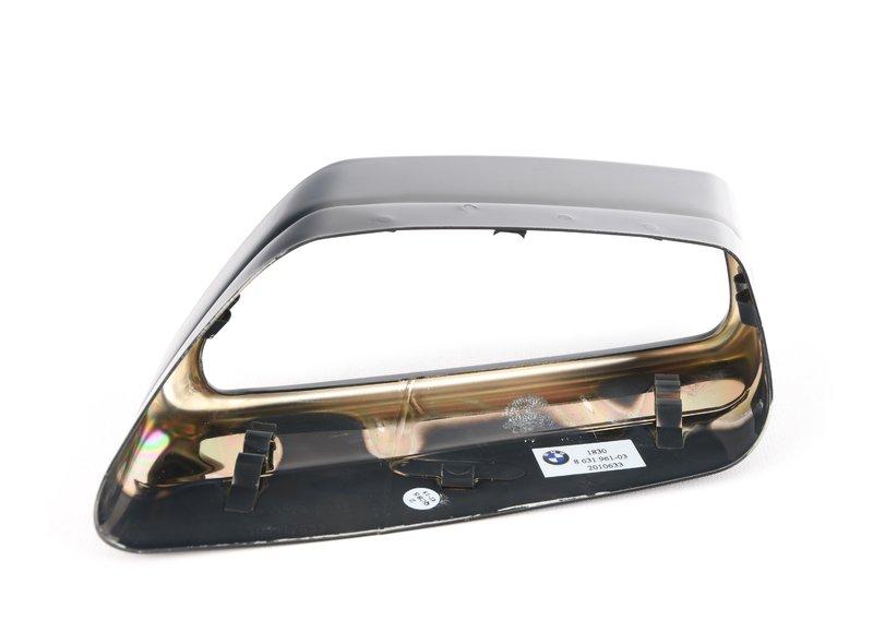 G30/G32 насадка выхлопной трубы черный хром правая