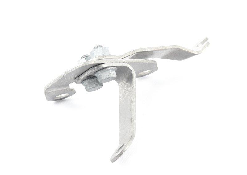 Держ.располож.рядом с двиг.катализатора