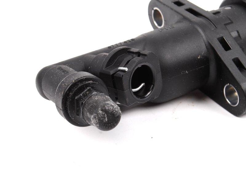 Исполнительный цилиндр привода сцепления