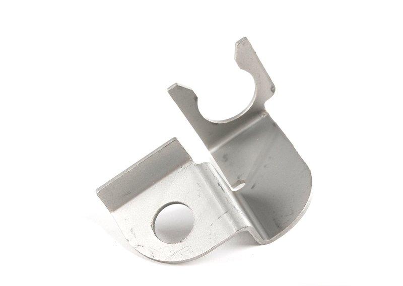 Кронштейн трубопровода