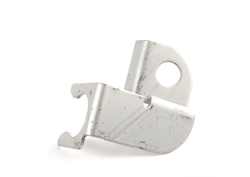 Кронштейн трубопровода