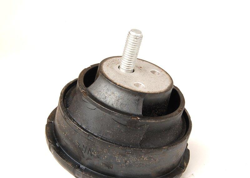 E38/E31 M70 опора двигателя