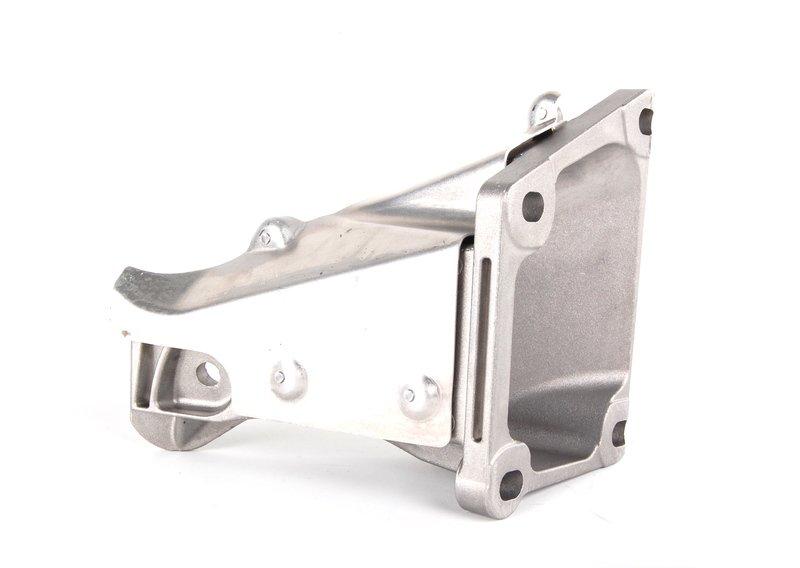 Несущий кронштейн двигателя П