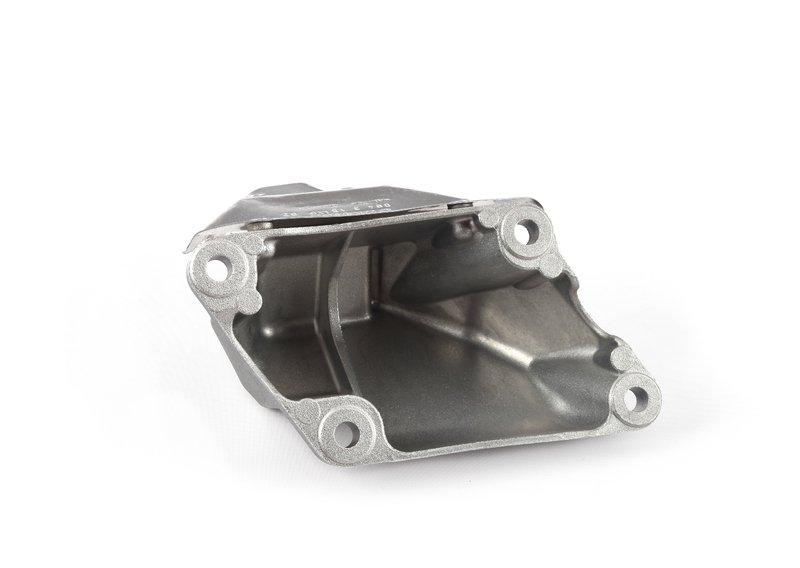 Несущий кронштейн двигателя П