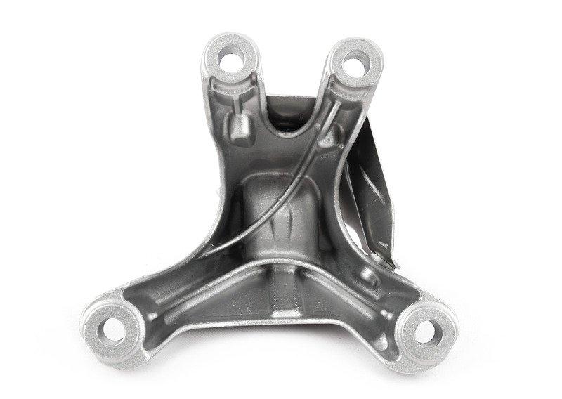 Несущий кронштейн двигателя П