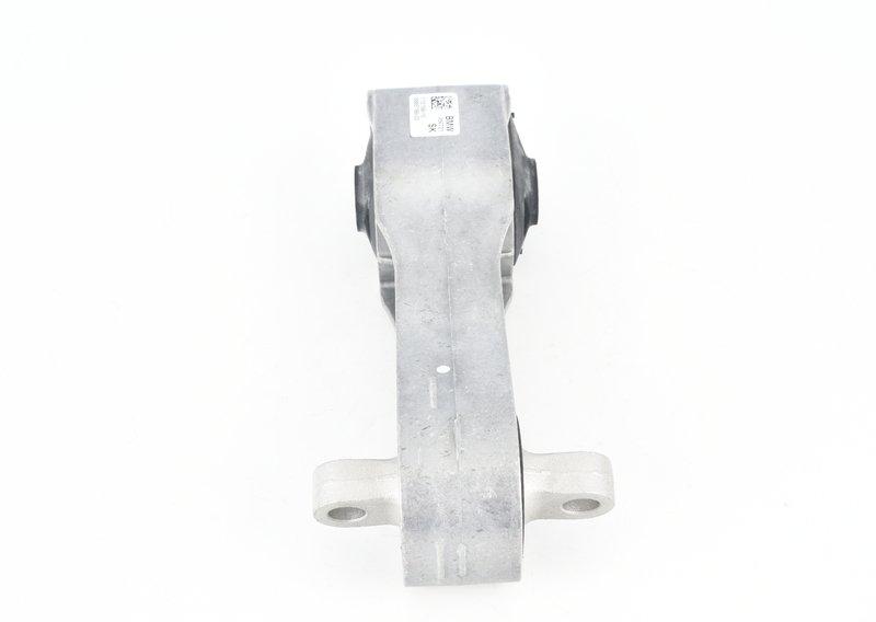 F40/F46/F48 кронштейн двигателя