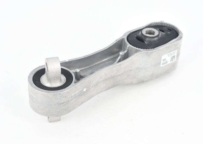 F40/F46/F48 кронштейн двигателя