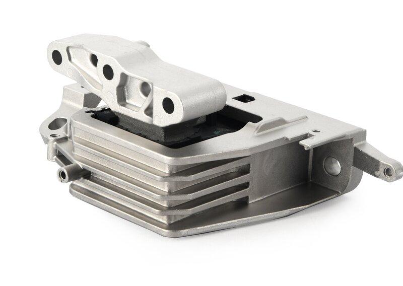 F60/F54 штанга крепления двигателя