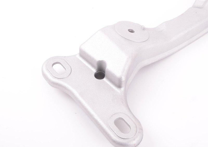 Опорная балка коробки передач