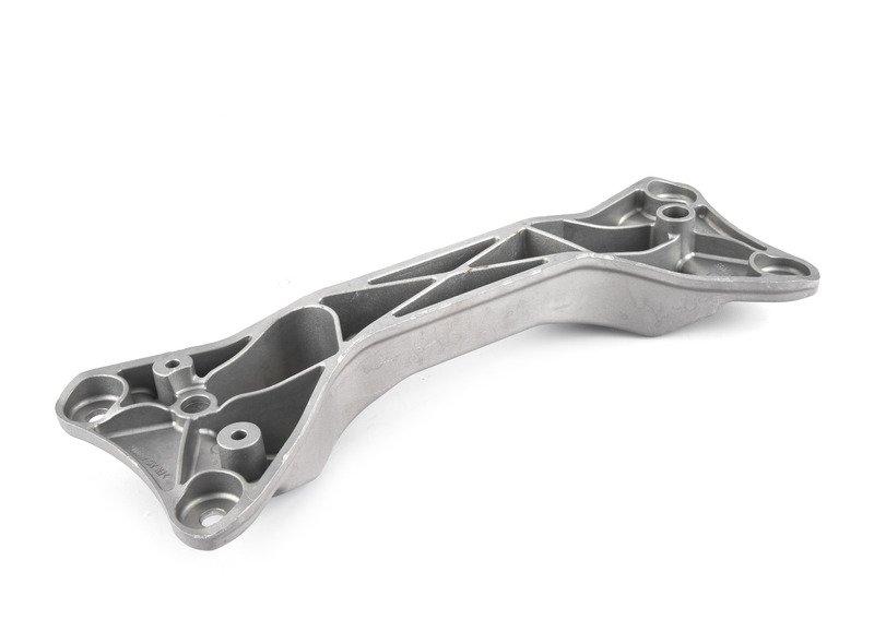 Опорная балка коробки передач