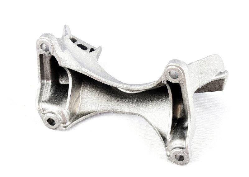 Несущий кронштейн КПП