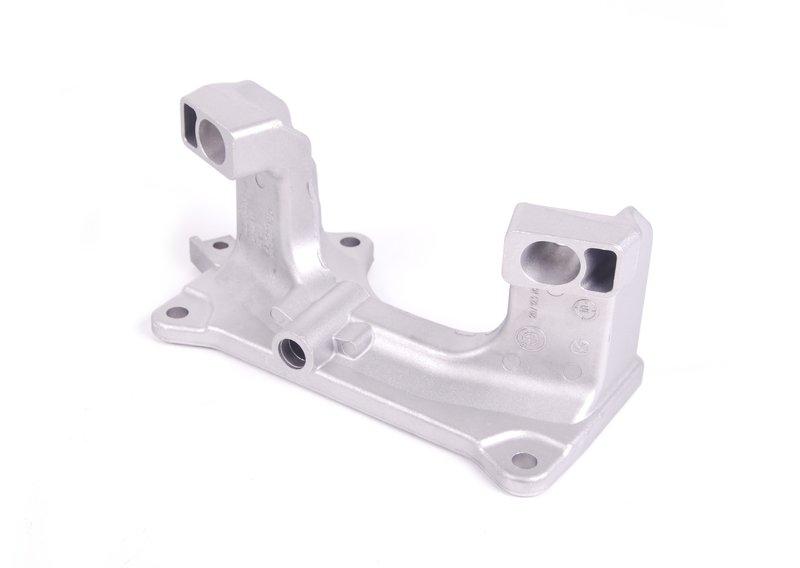 Несущий кронштейн КПП