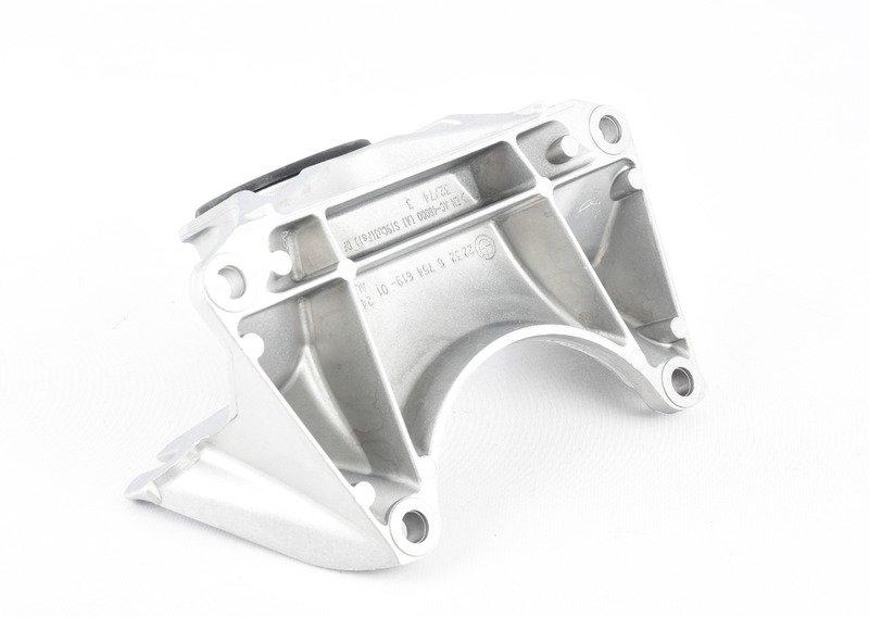 Несущий кронштейн КПП