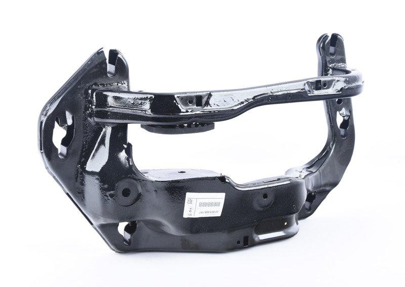 Опорная балка коробки передач