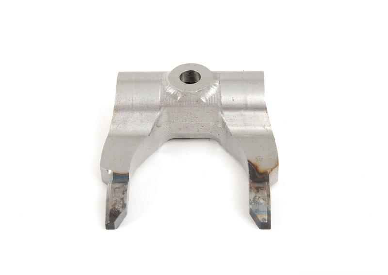 Вилка выключения сцепления