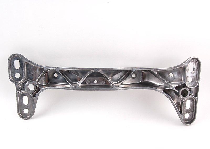 Поперечина рамы