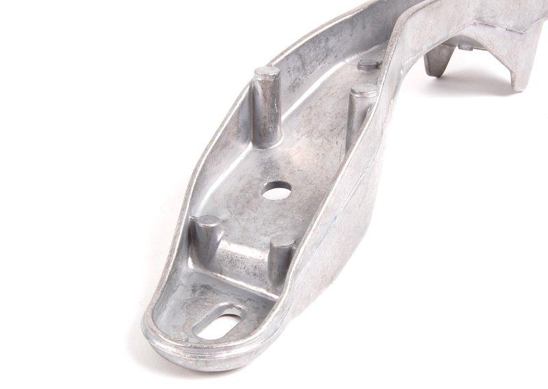 Поперечина рамы