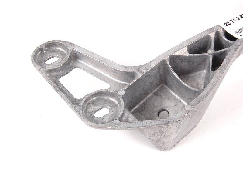 Поперечина рамы