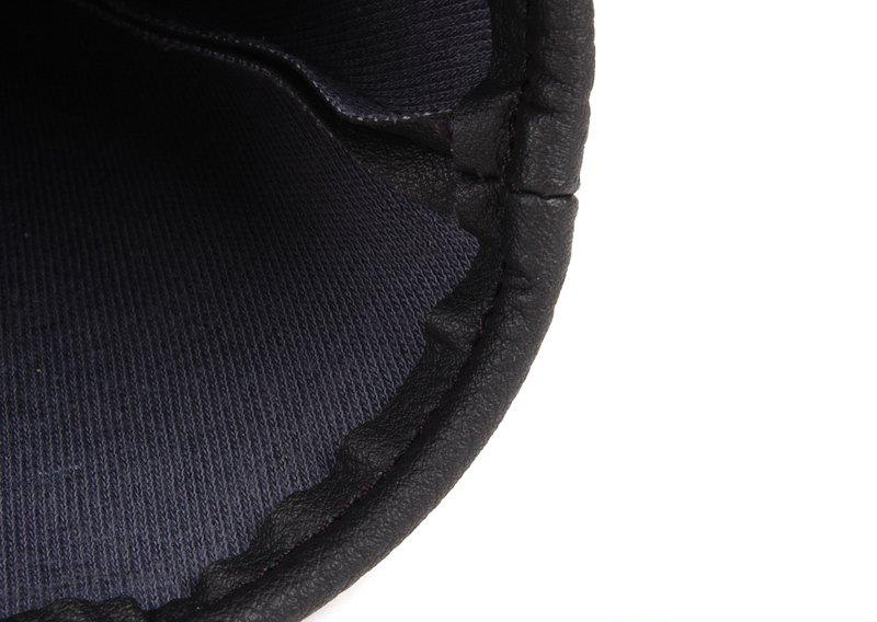 Чехол из искусственной кожи