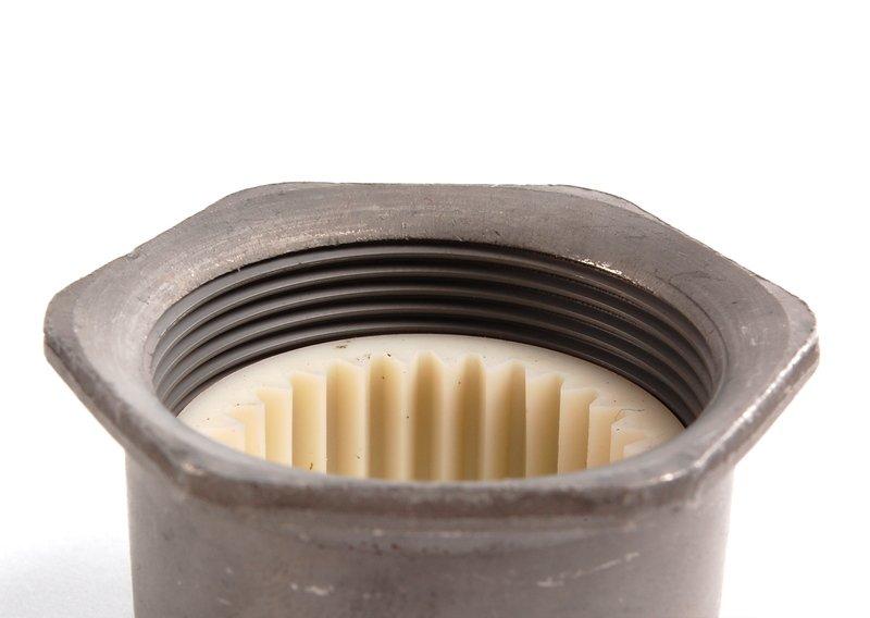 Резьбовое кольцо с зажимным кольцом