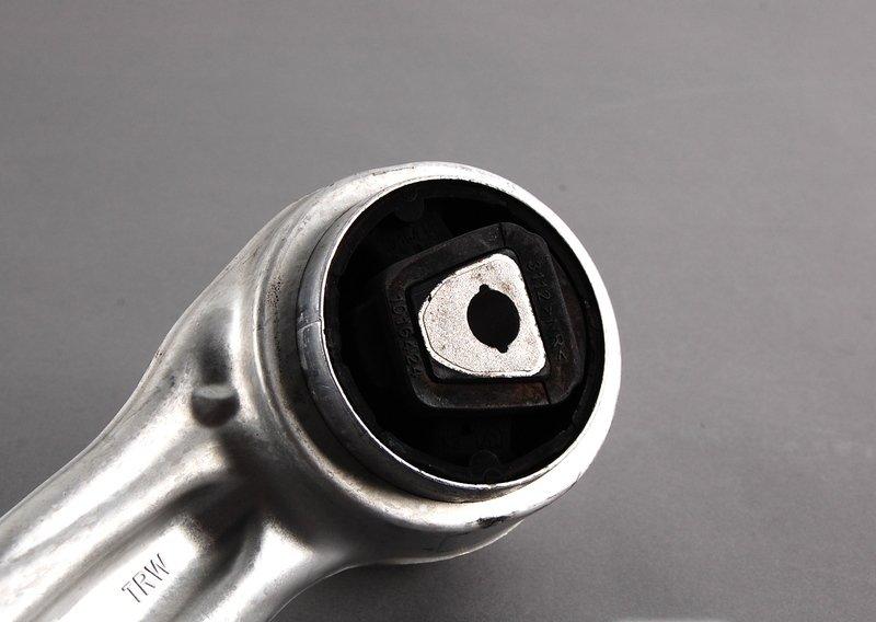 Тяга с резинометаллическим шарниром Л