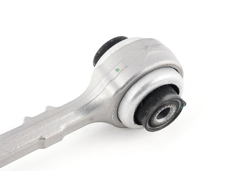 G01/G02 поперечный рычаг правый