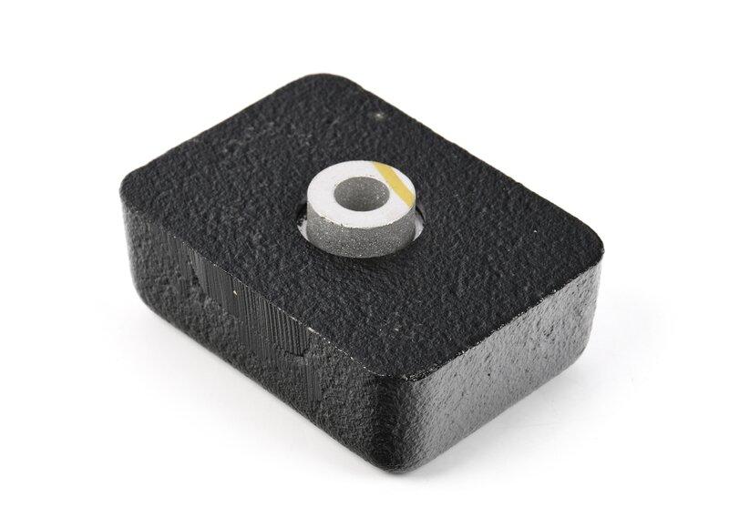 G05/G06/G07 Демпфер поперечный рычаг подвески