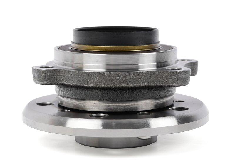 F98/F90/F92 ступица передняя