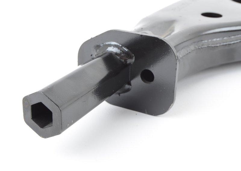 Поперечный рычаг подвески Л