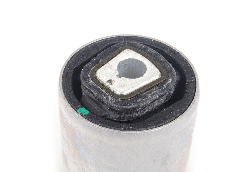 F01/F07 сайлентблок продольного рычага