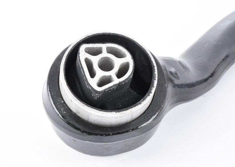 F15/F16 Тяга с резинометаллическим шарниром Л