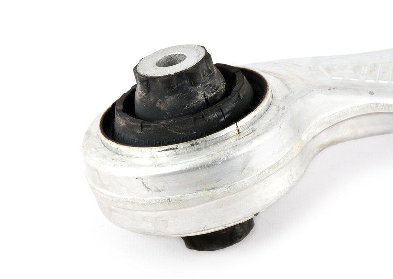 Тяга с резинометаллическим шарниром П