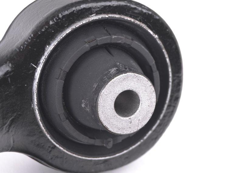 Тяга с резинометаллическим шарниром Л