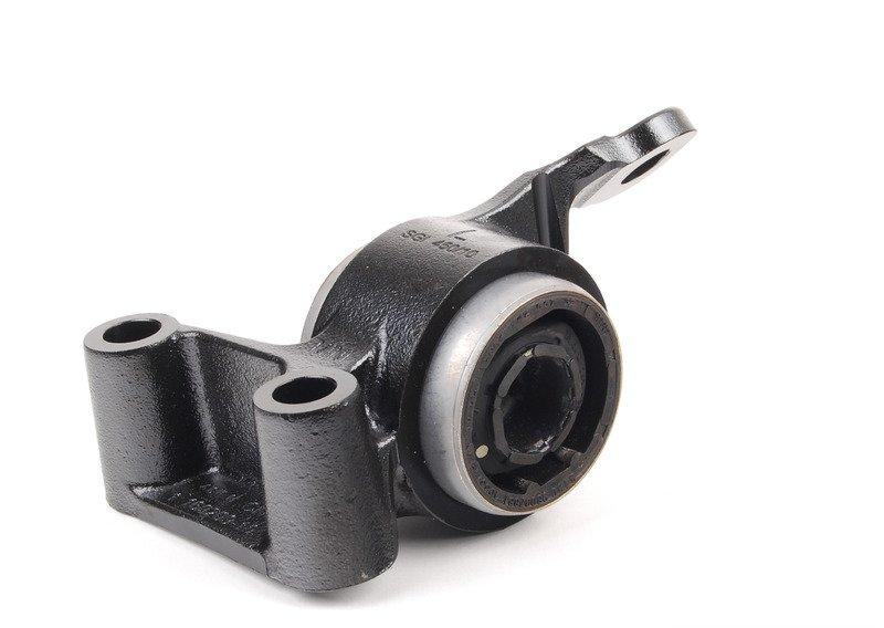 R60 сайлентблок переднего рычага левый