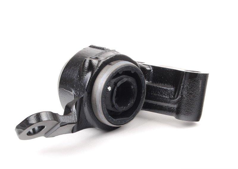 R60 сайлентблок переднего рычага правый