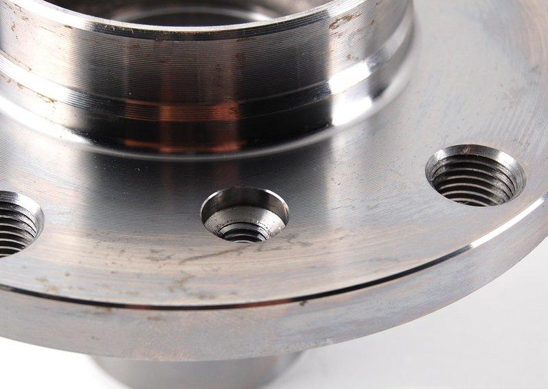 Ступица выходного фланца дифференциала