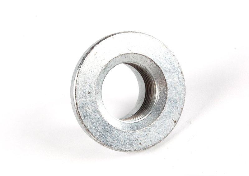 Гайка с буртиком