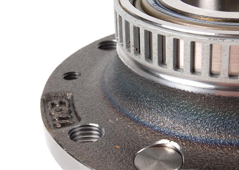 Ступица переднего колеса с подшипником