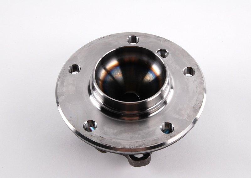 E87 ступица передняя