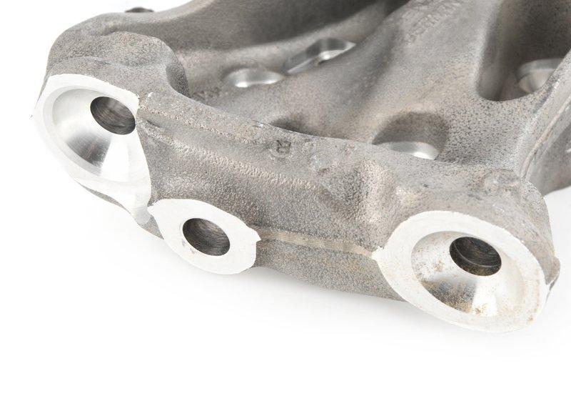 F30/F30N/F34/F35 Опора поворотная Л