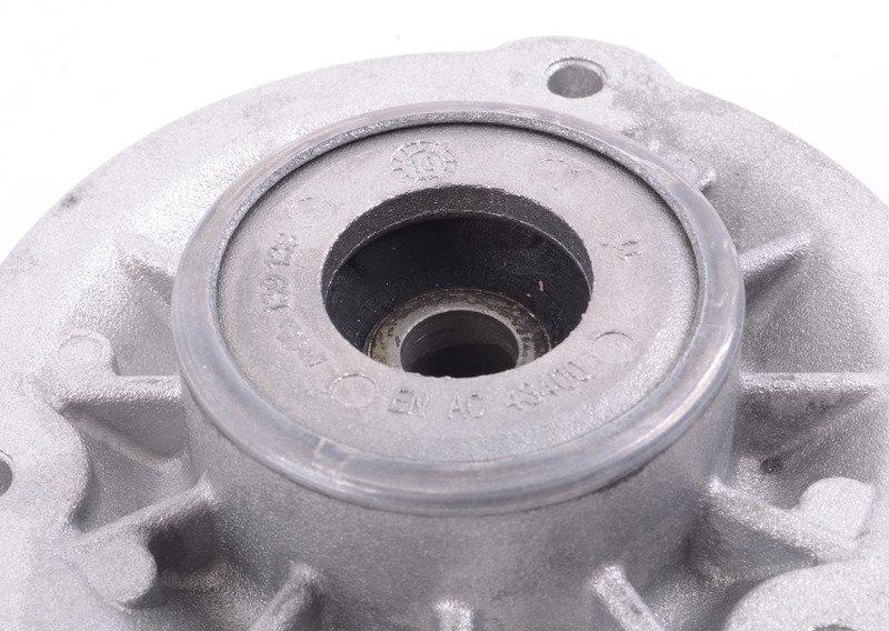 Верхняя опора амортизационной стойки