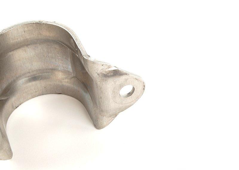 Удерживающая скоба стабилизатора