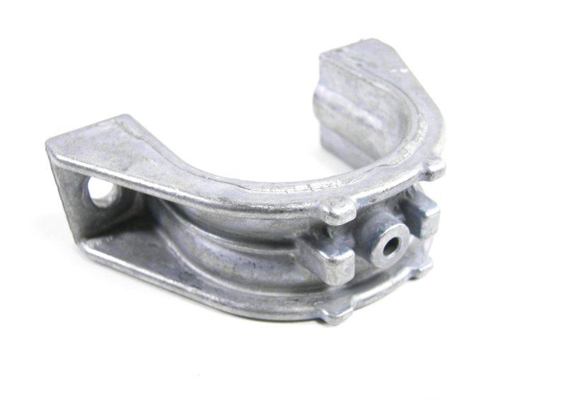 Удерживающая скоба стабилизатора