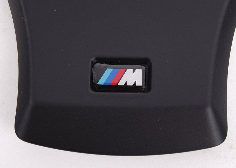 Крышка м/ф рулевого колеса в M-ст. черн