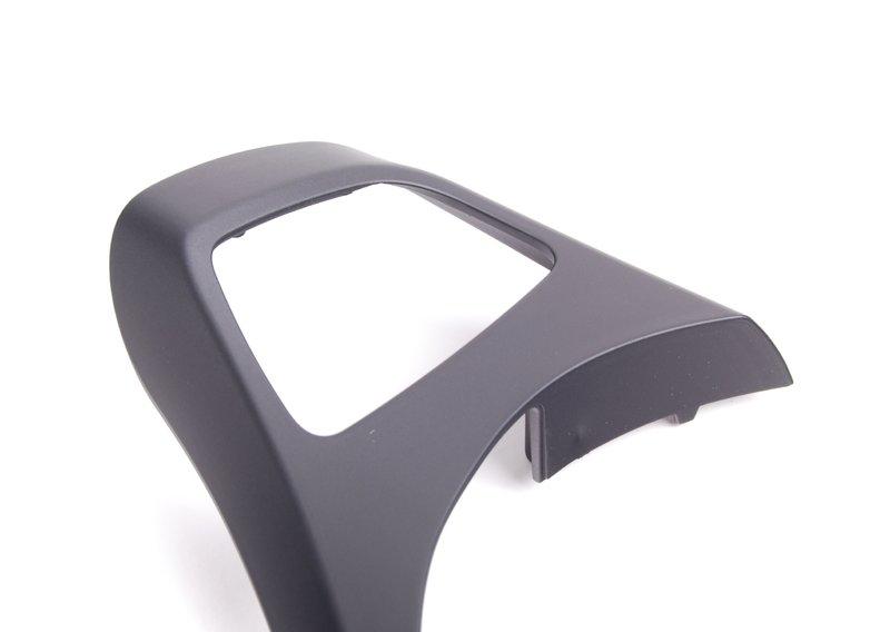 Крышка м/ф рулевого колеса в M-ст. черн