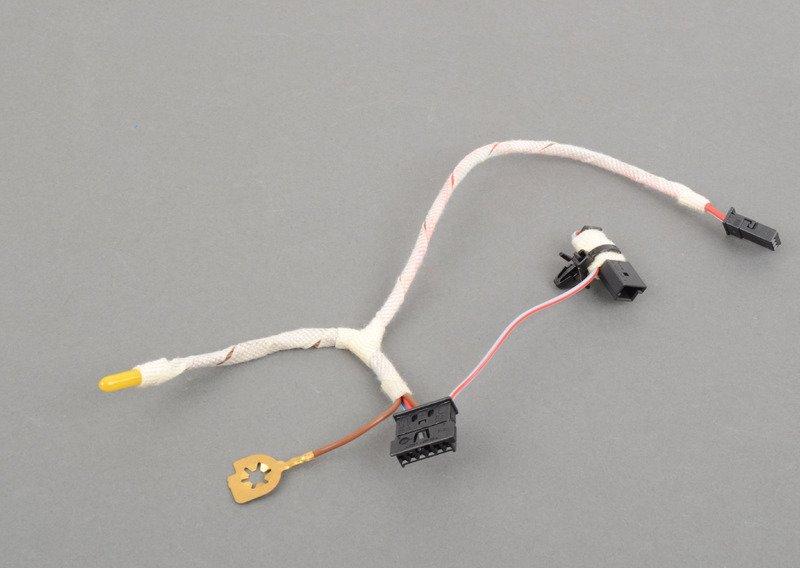 F57/F54/F60/F55/F56 Соединительный провод рулевого колеса