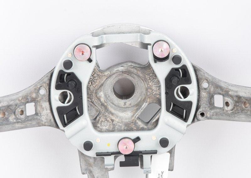 Спортивное рулевое колесо M кожа